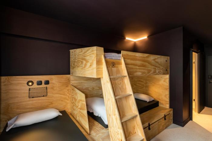 joandjoe paris nation hostel