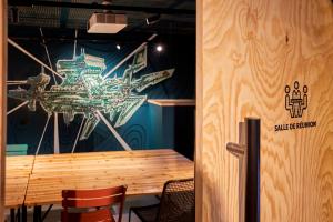 joandjoe paris nation hostel