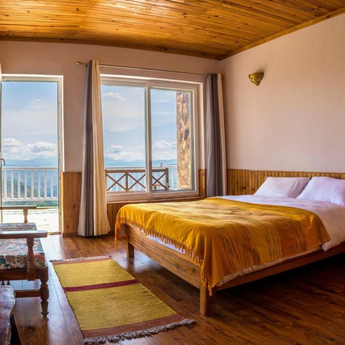 vita kasar rainbow yoga retreat binsar