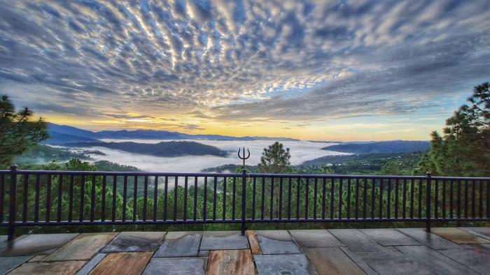 vita kasar rainbow yoga retreat binsar