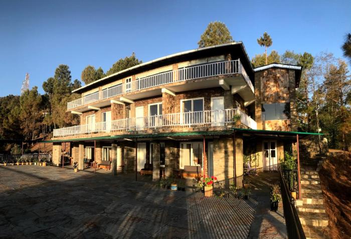 vita kasar rainbow yoga retreat binsar