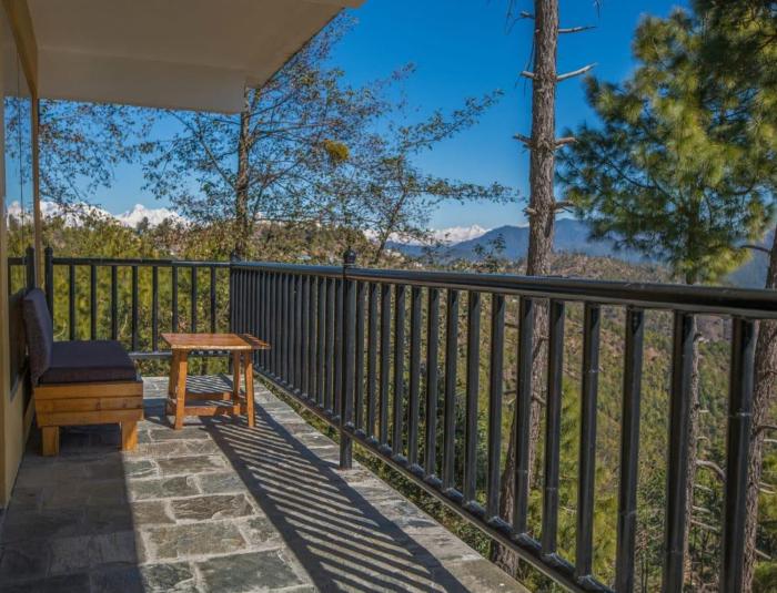 vita kasar rainbow yoga retreat binsar