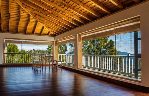 vita kasar rainbow yoga retreat binsar