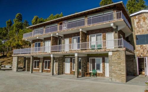 vita kasar rainbow yoga retreat binsar