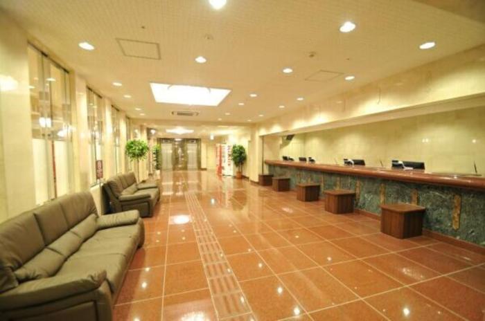 hiroshima ekimae universal hotel shinkansenguchimigi