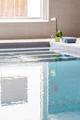 nemea apparthotel velizy europe