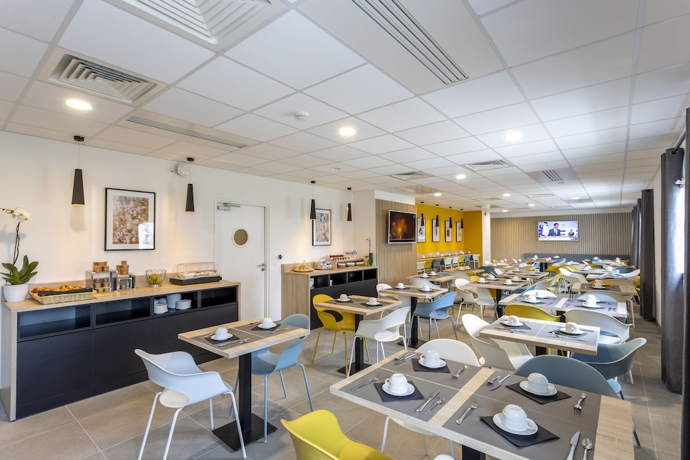 nemea apparthotel velizy europe