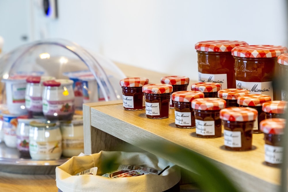 nemea apparthotel velizy europe