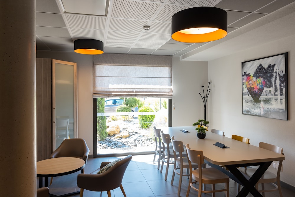 bandb hotel troyes magasins dusine