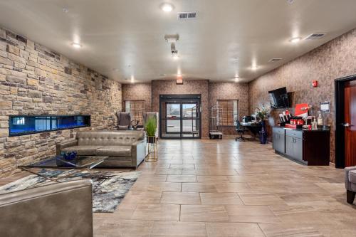 cobblestone hotel and suites little chute