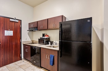 cobblestone hotel and suites little chute