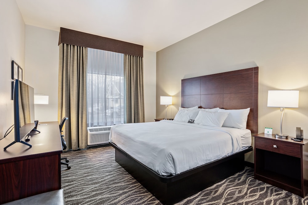 cobblestone hotel and suites little chute