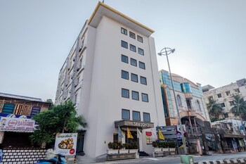 hotel seasons inn