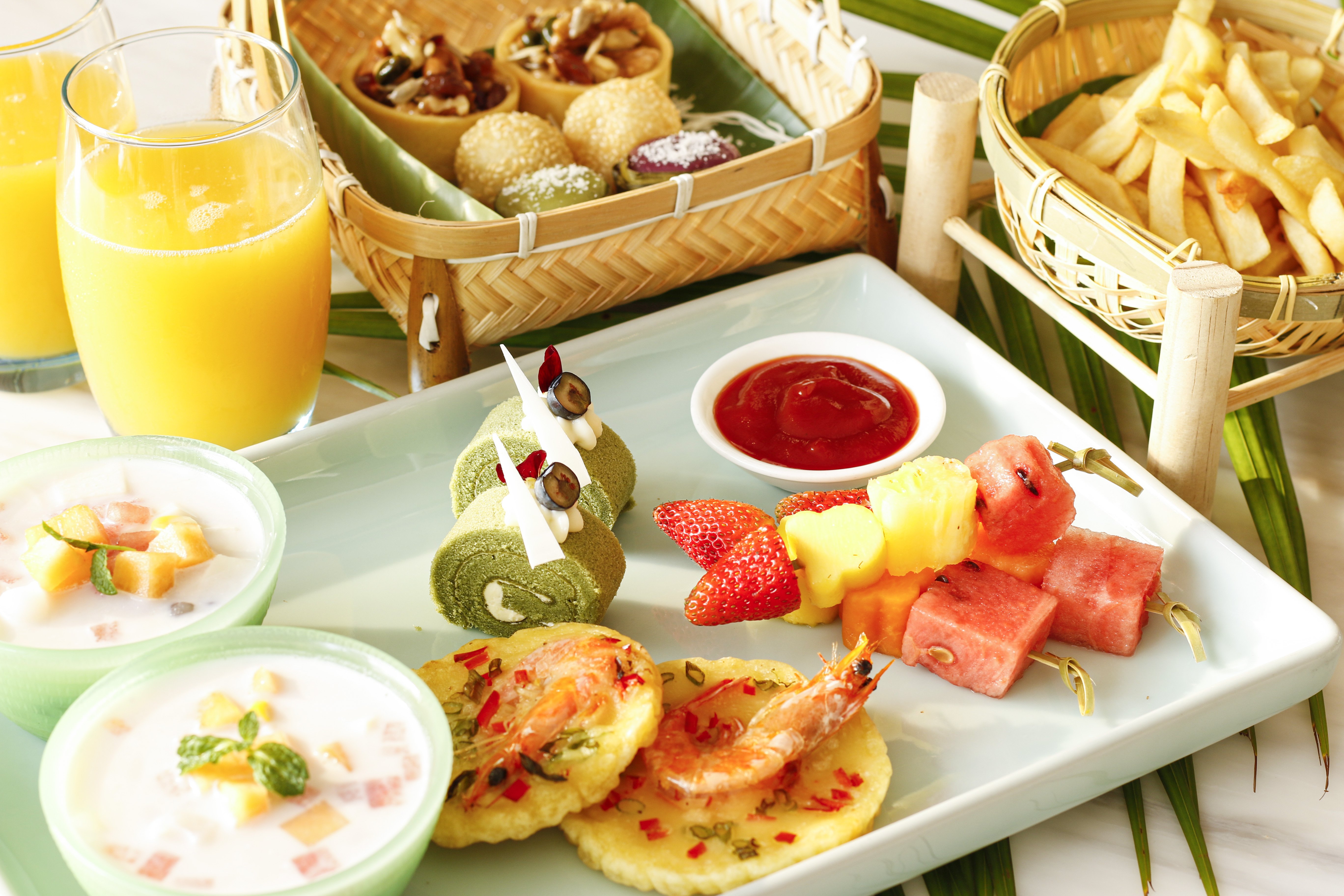 holiday inn and suites sanya yalong bay