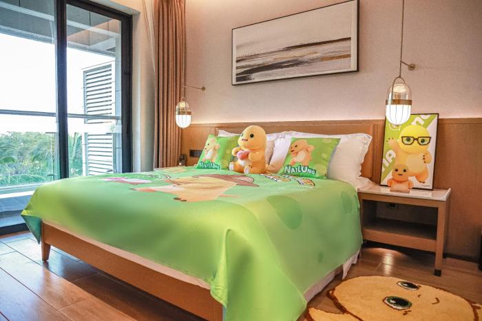 holiday inn and suites sanya yalong bay