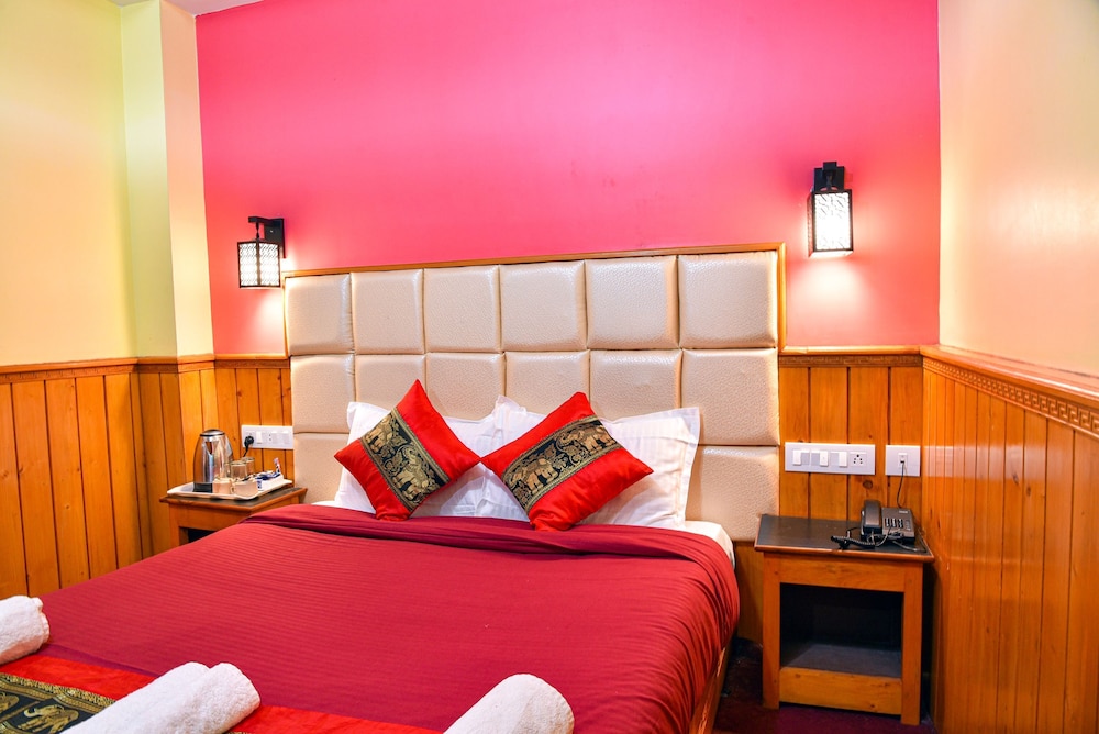 rufina lachung heritage