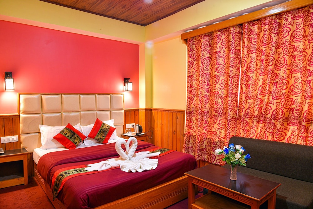 rufina lachung heritage