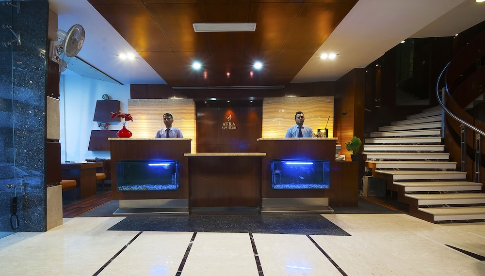hotel aura paharganj