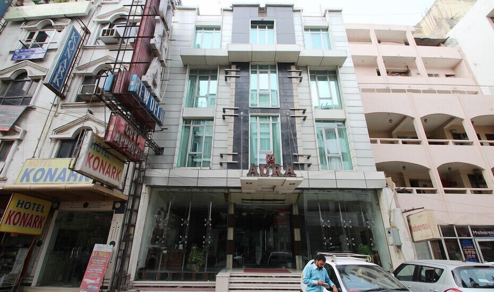 hotel aura paharganj