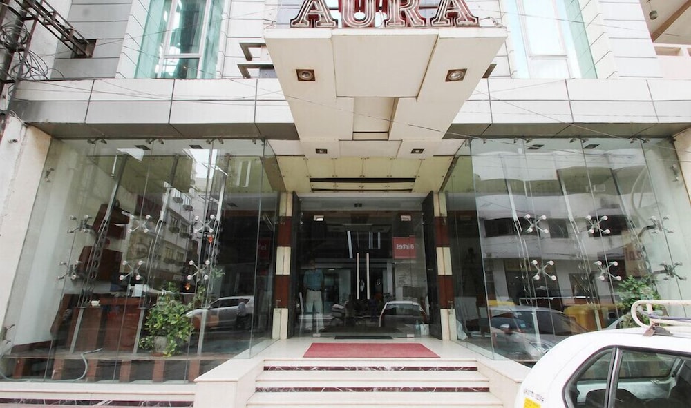 hotel aura paharganj