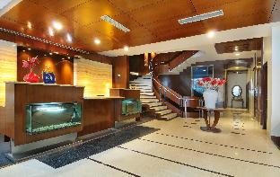 hotel aura paharganj