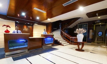 Hotel Aura Paharganj,East Of Kailash,3 star