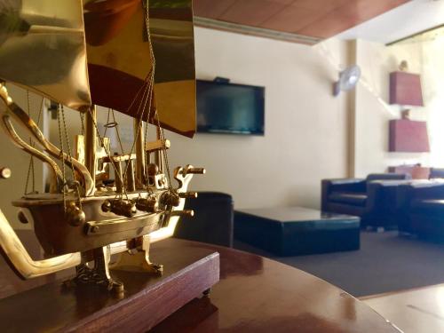 hotel aura paharganj