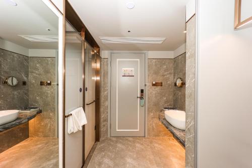 mercure jinan west