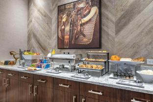 cambria hotel louisville downtown whiskey row