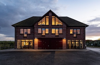 bades huk marina hotel