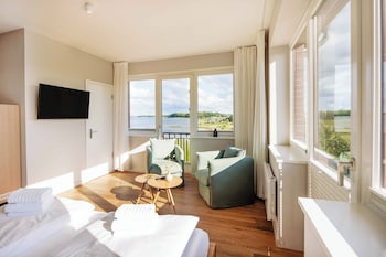 bades huk marina hotel