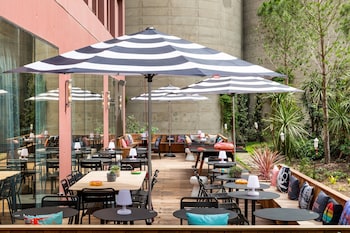 moxy bordeaux hotel
