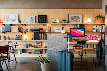 moxy bordeaux hotel