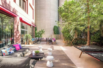 moxy bordeaux hotel