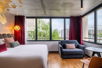renaissance bordeaux hotel