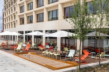 renaissance bordeaux hotel