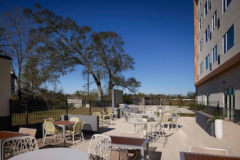 element baton rouge south