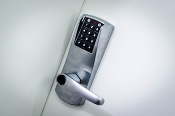 lisbon serviced apartments principe real