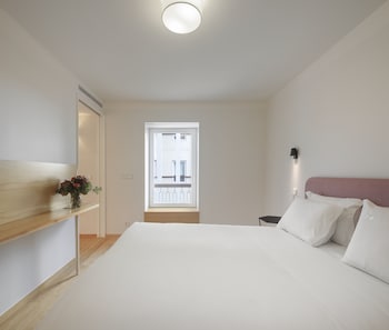 lisbon serviced apartments principe real