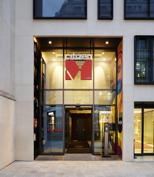 citizenm paris champs elysees