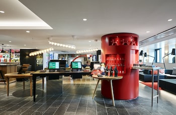 citizenm paris champs elysees