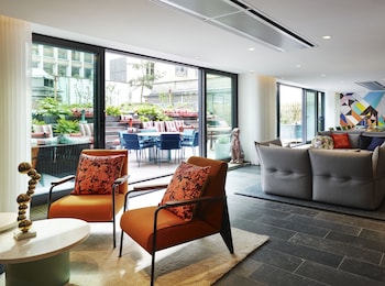 citizenm paris champs elysees