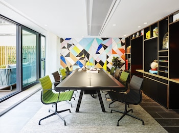 citizenm paris champs elysees