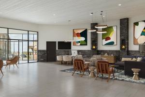 delta hotels by marriott grande prairie airport
