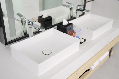 jasper young hotel banqiao