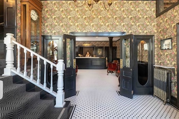 National Exchange Hotel,,3 star