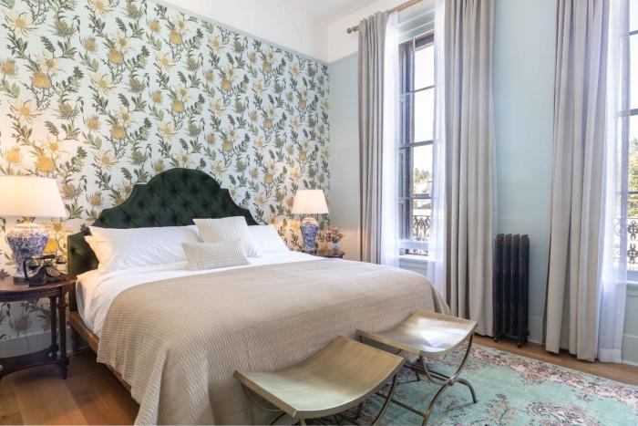 national exchange hotel