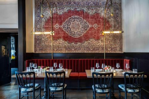 national exchange hotel