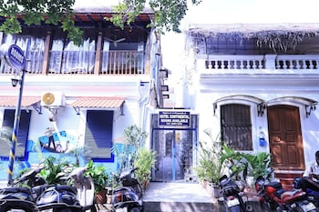 Hotel Continental,,2 star