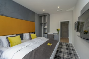 42 apart hotel